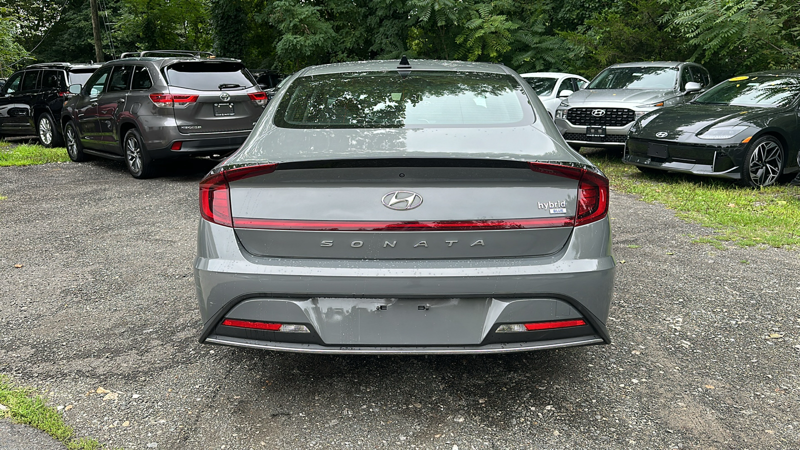 2021 Hyundai SONATA Hybrid Blue 4