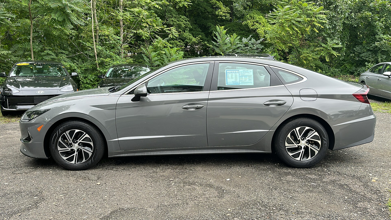 2021 Hyundai SONATA Hybrid Blue 6