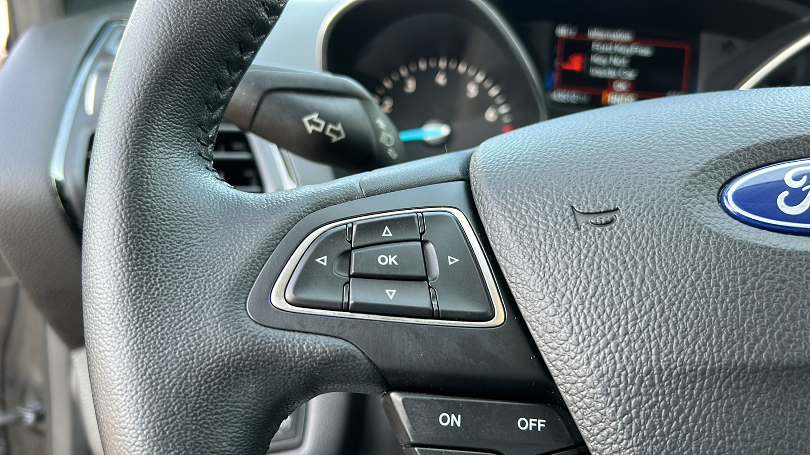 2019 Ford Escape Titanium 9