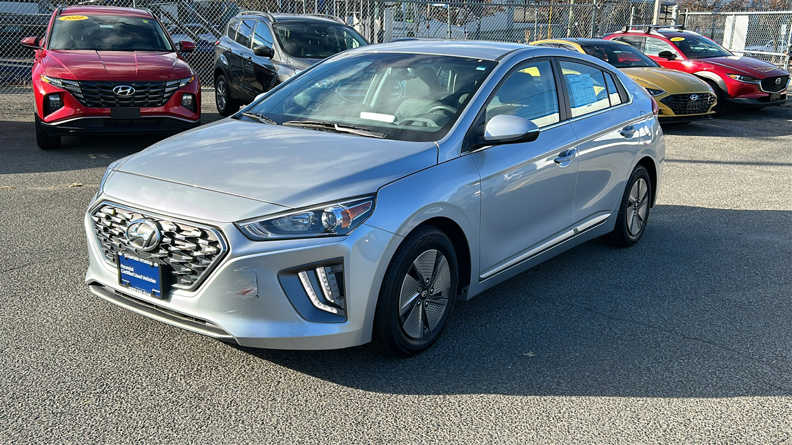 2022 Hyundai IONIQ Hybrid SE 3