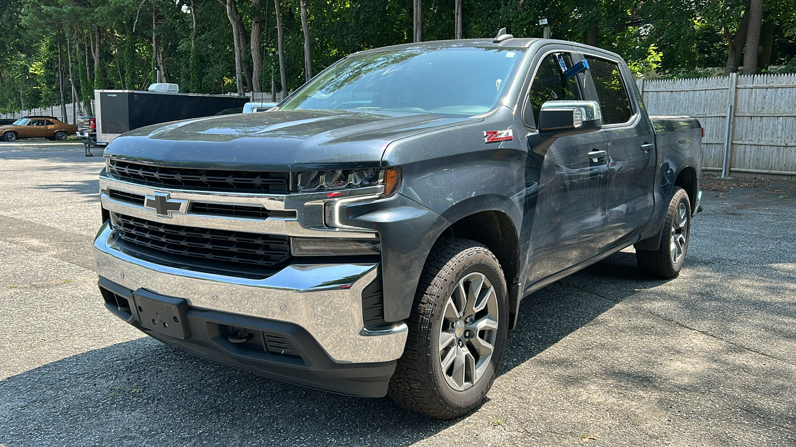 2021 Chevrolet Silverado 1500 LT 3