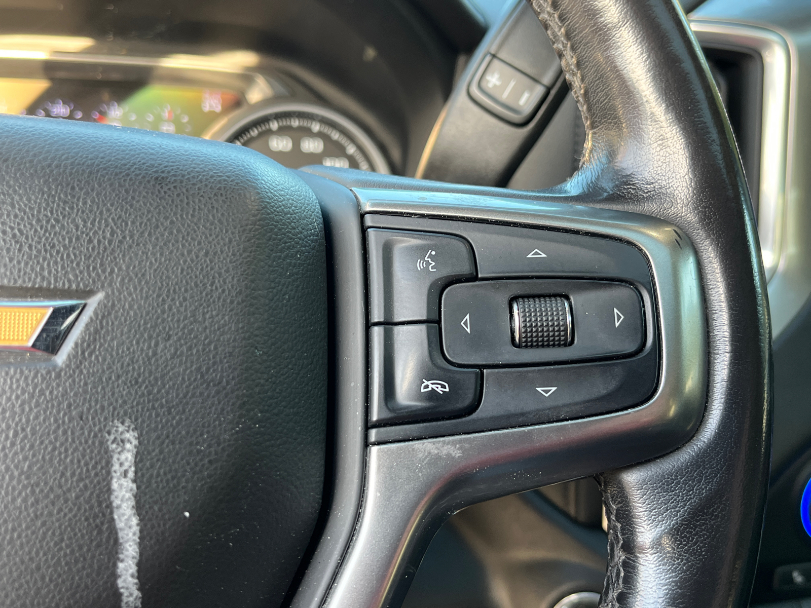 2019 Chevrolet Silverado 1500 LTZ 4WD Crew Cab 147 14