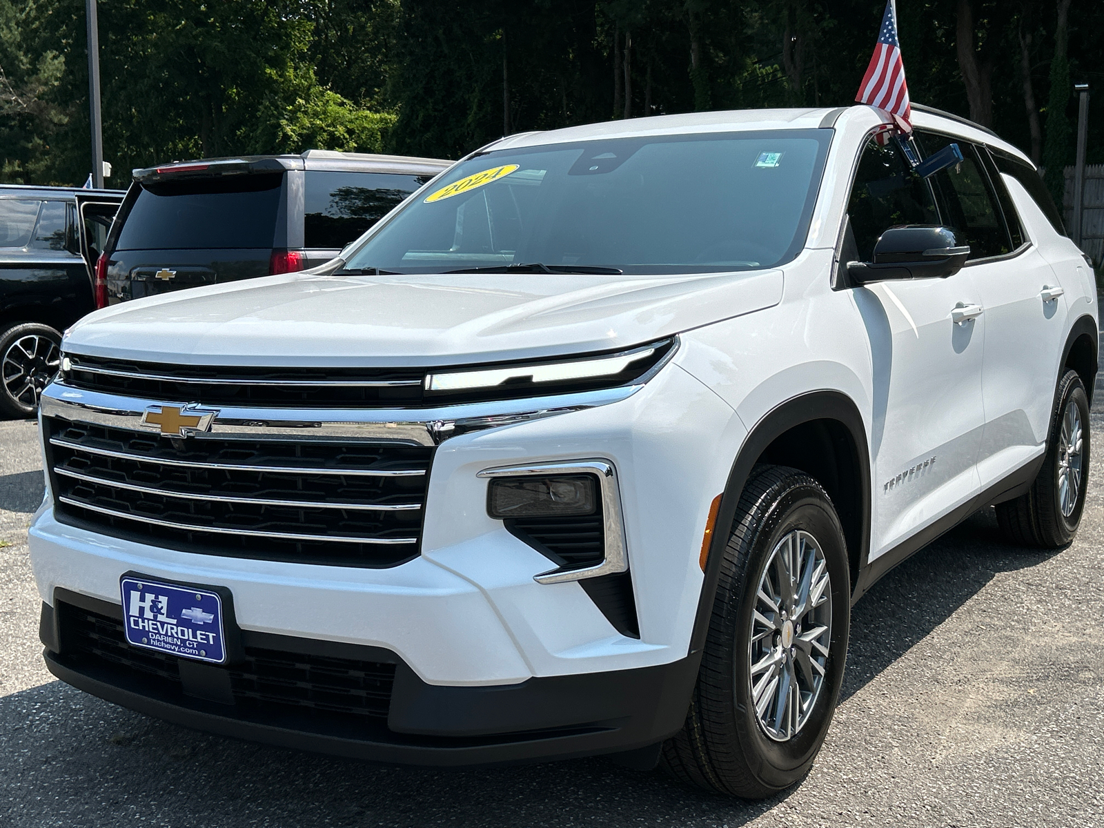 2024 Chevrolet Traverse FWD LT 1