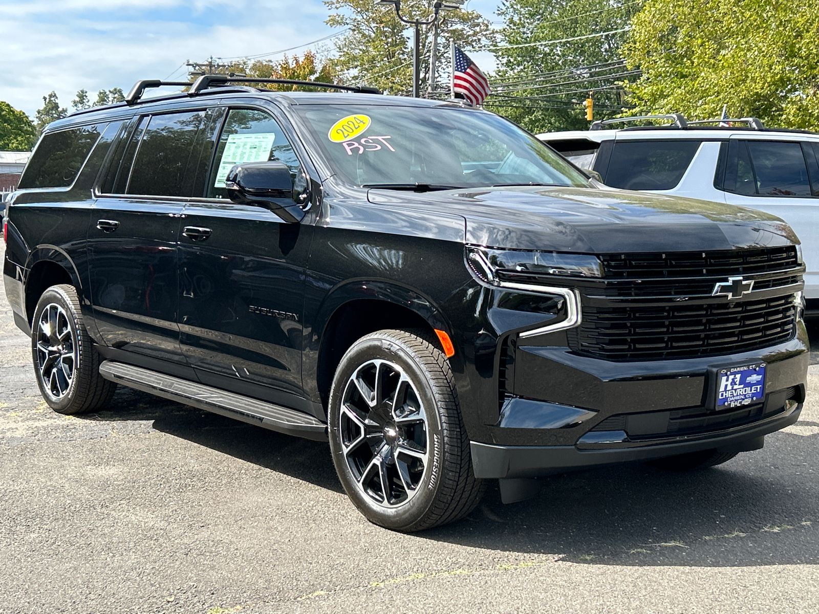 2024 Chevrolet Suburban RST 1