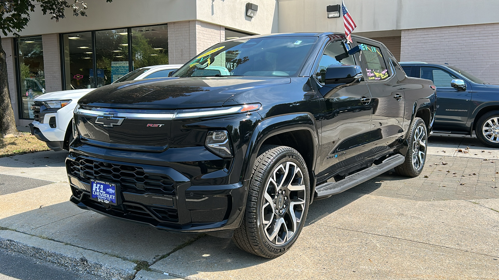 2024 Chevrolet Silverado EV RST e4WD Crew Cab 3