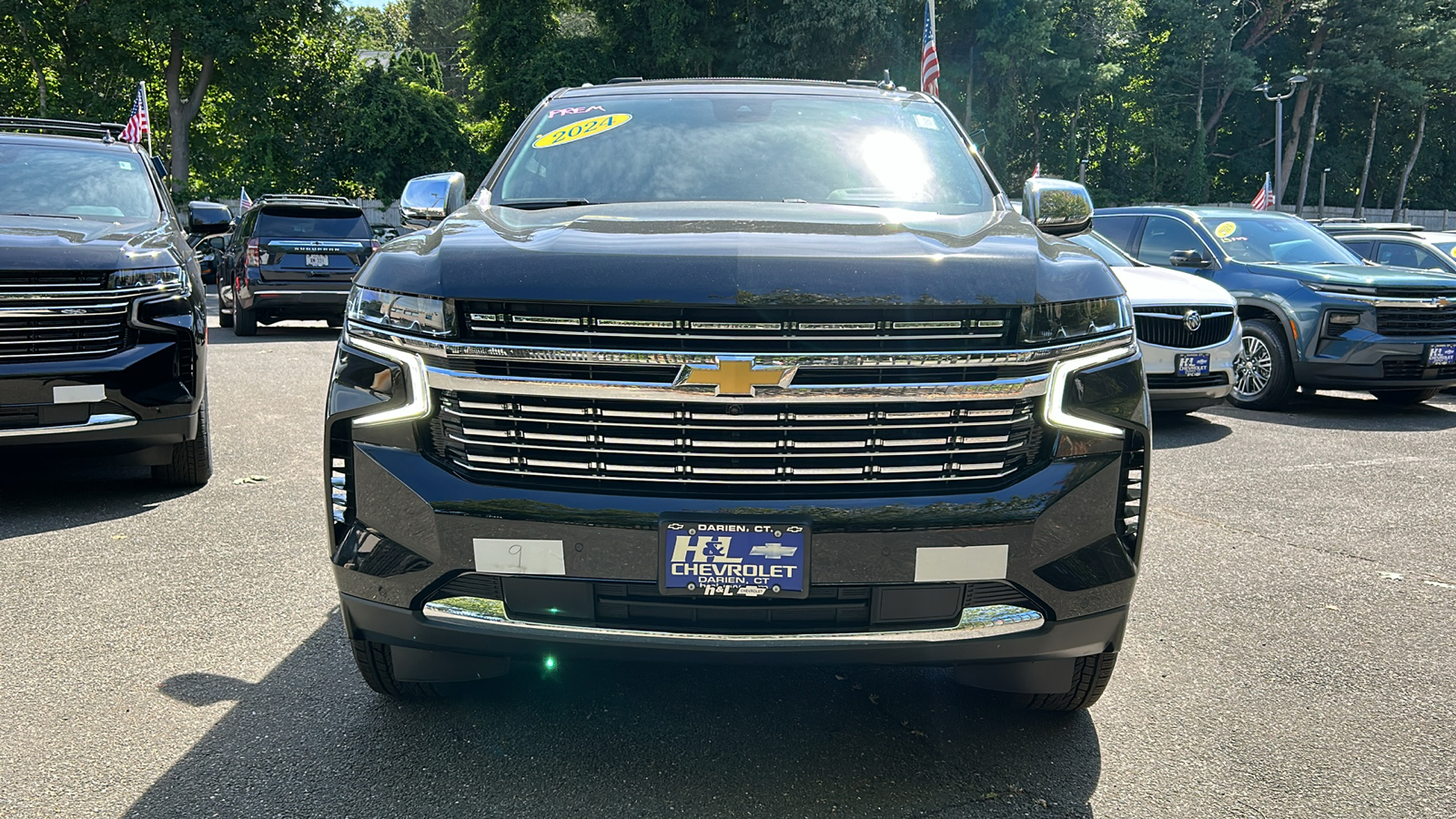 2024 Chevrolet Suburban Premier 2