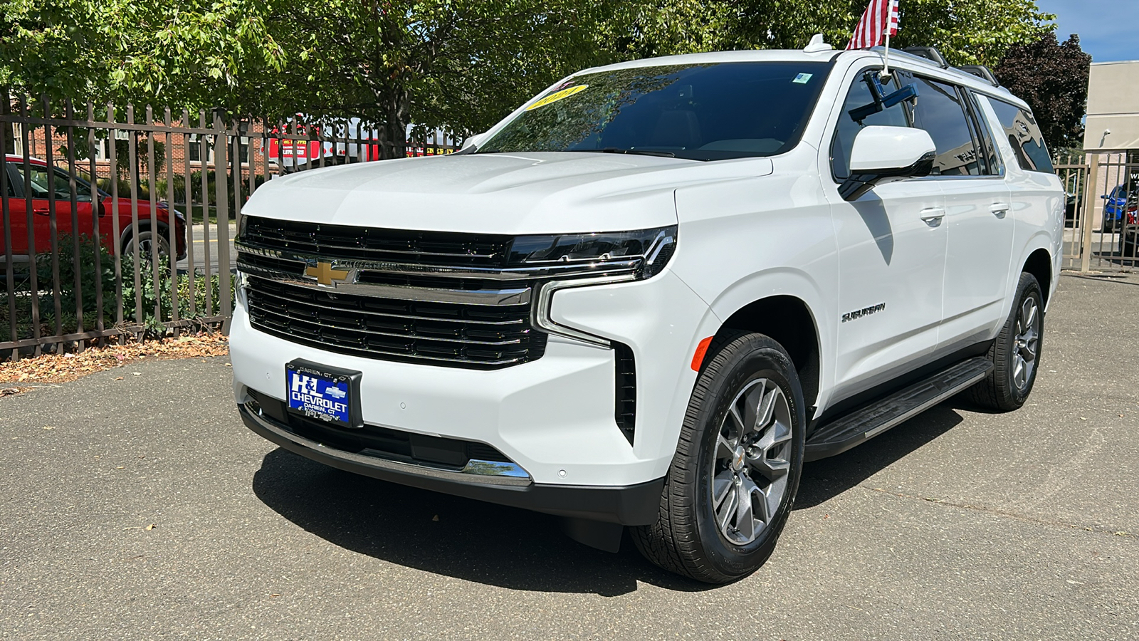 2024 Chevrolet Suburban LT 3