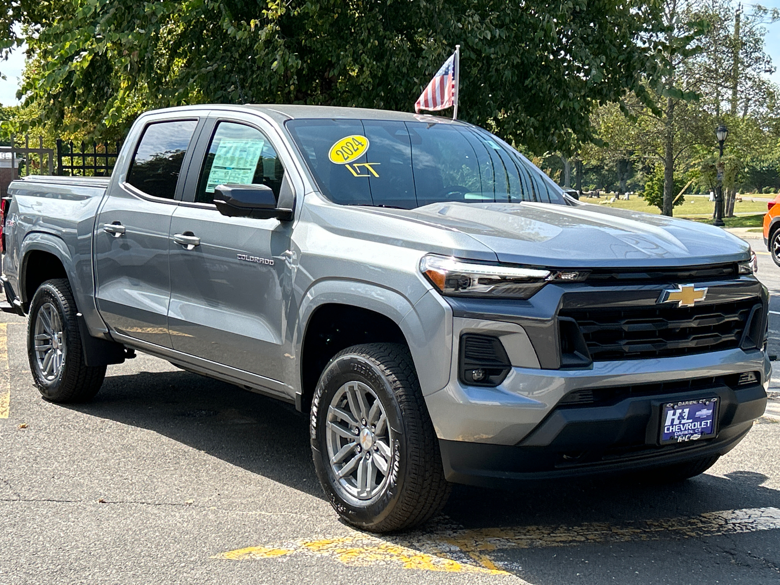 2024 Chevrolet Colorado 4WD LT Crew Cab 1