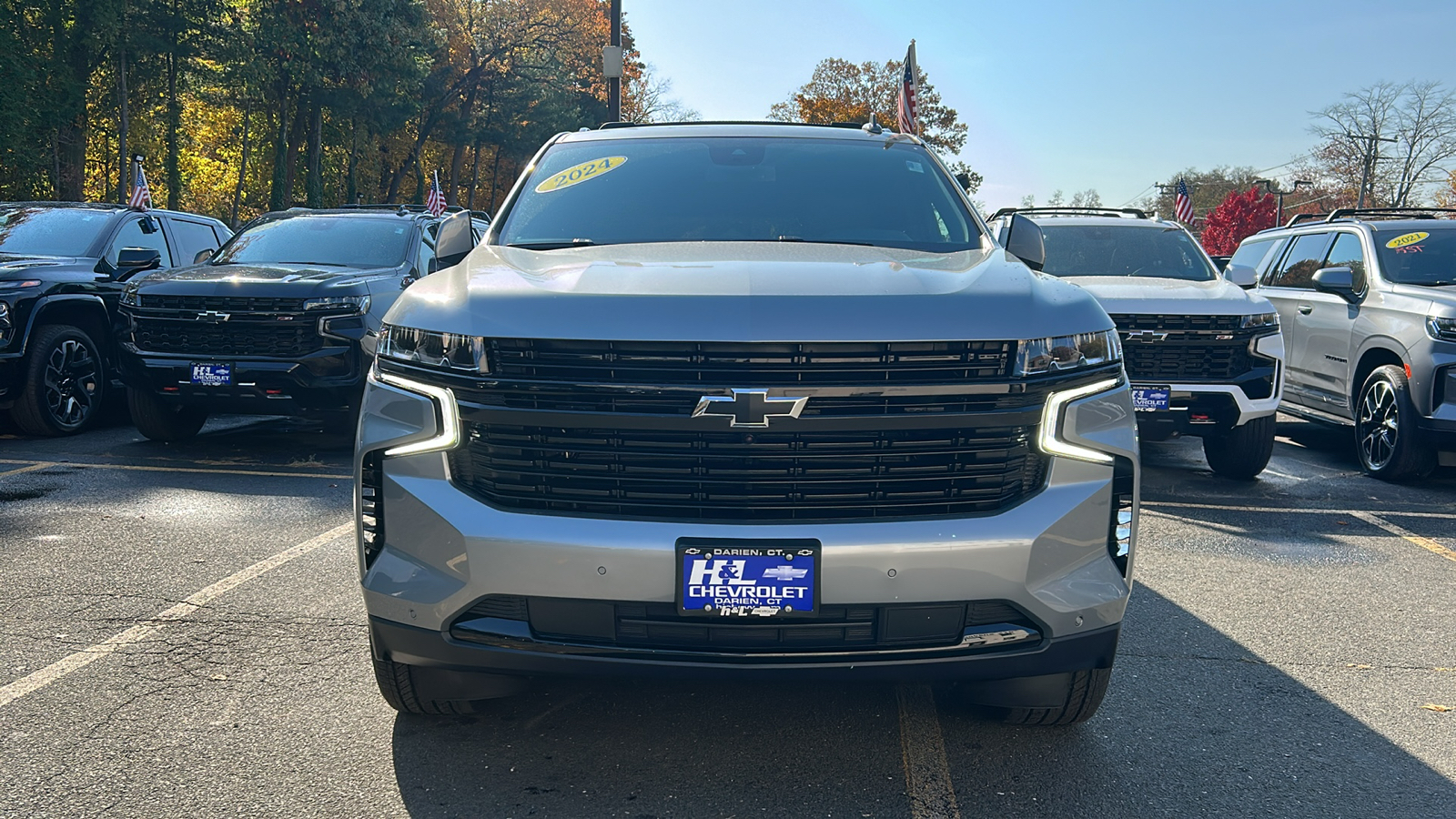 2024 Chevrolet Suburban RST 2