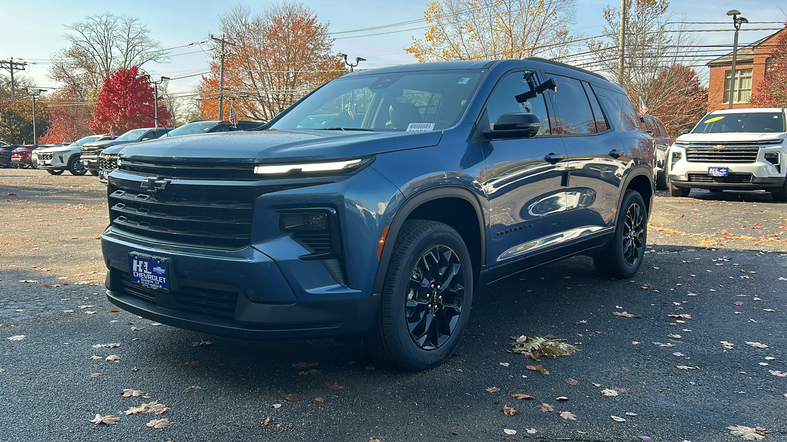 2024 Chevrolet Traverse AWD LT 3