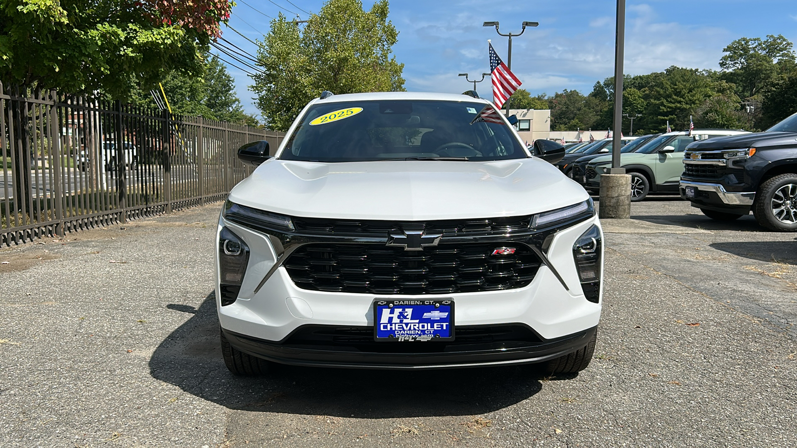 2025 Chevrolet Trax 2RS 2