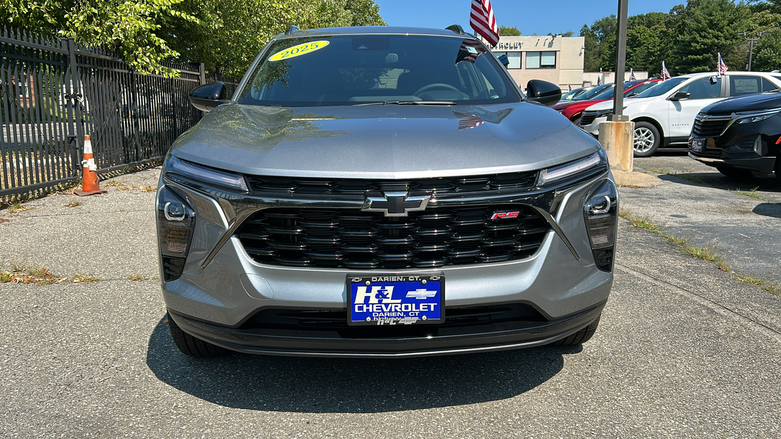 2025 Chevrolet Trax 2RS 2