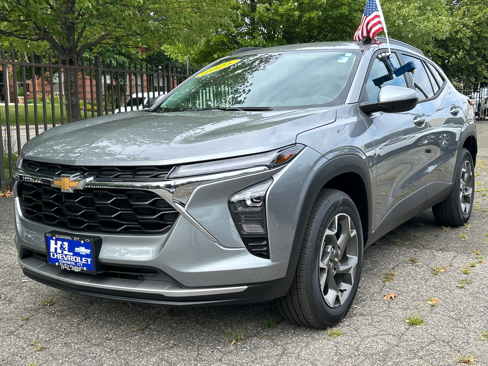 2025 Chevrolet Trax LT 1