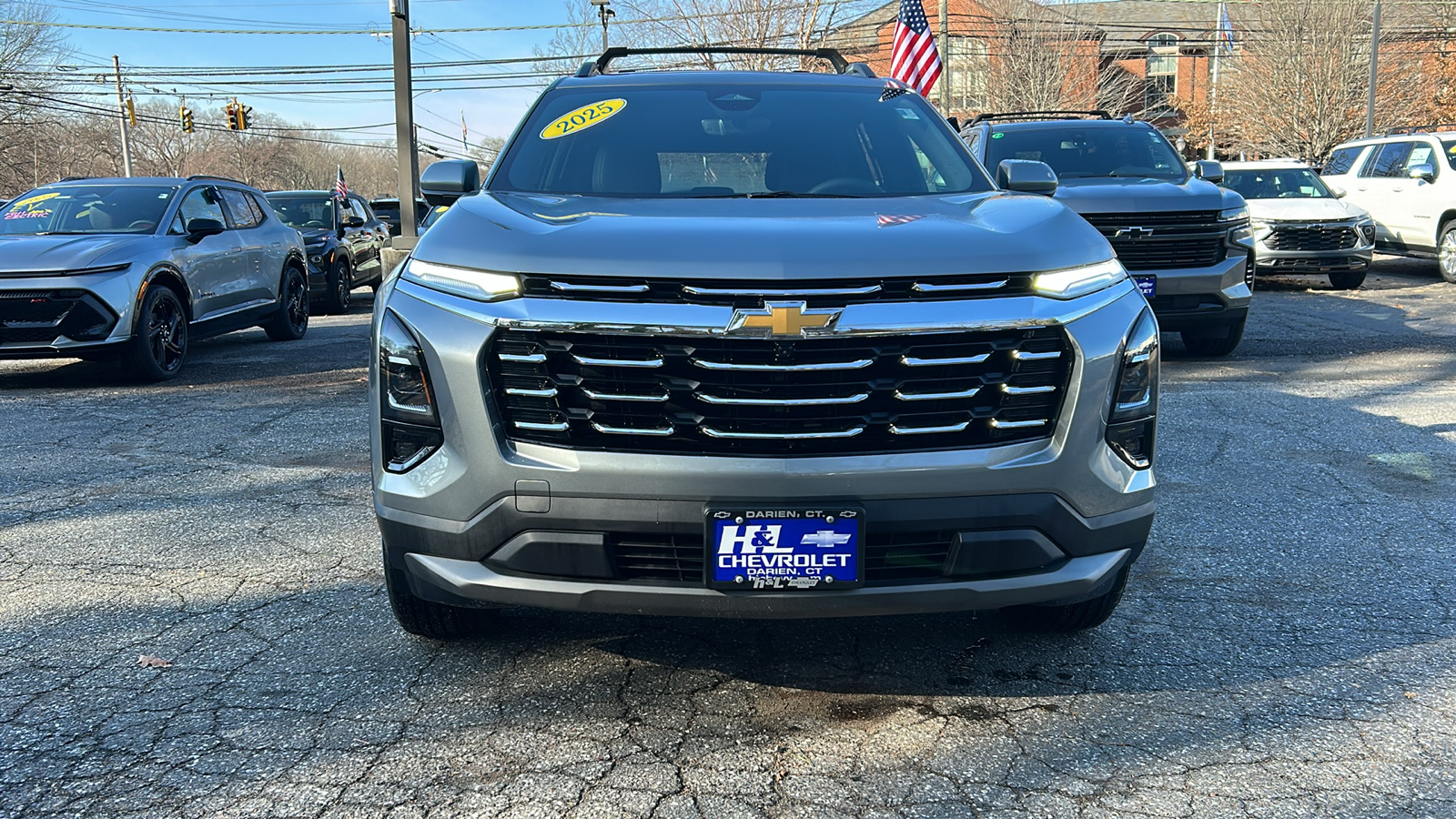 2025 Chevrolet Equinox AWD LT 2