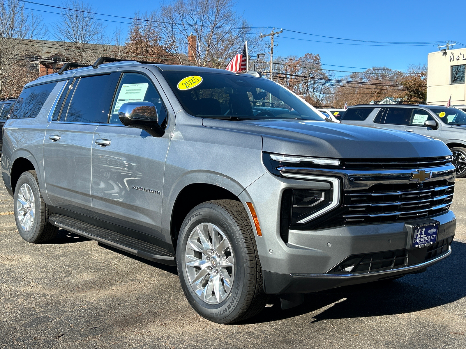 2025 Chevrolet Suburban Premier 1