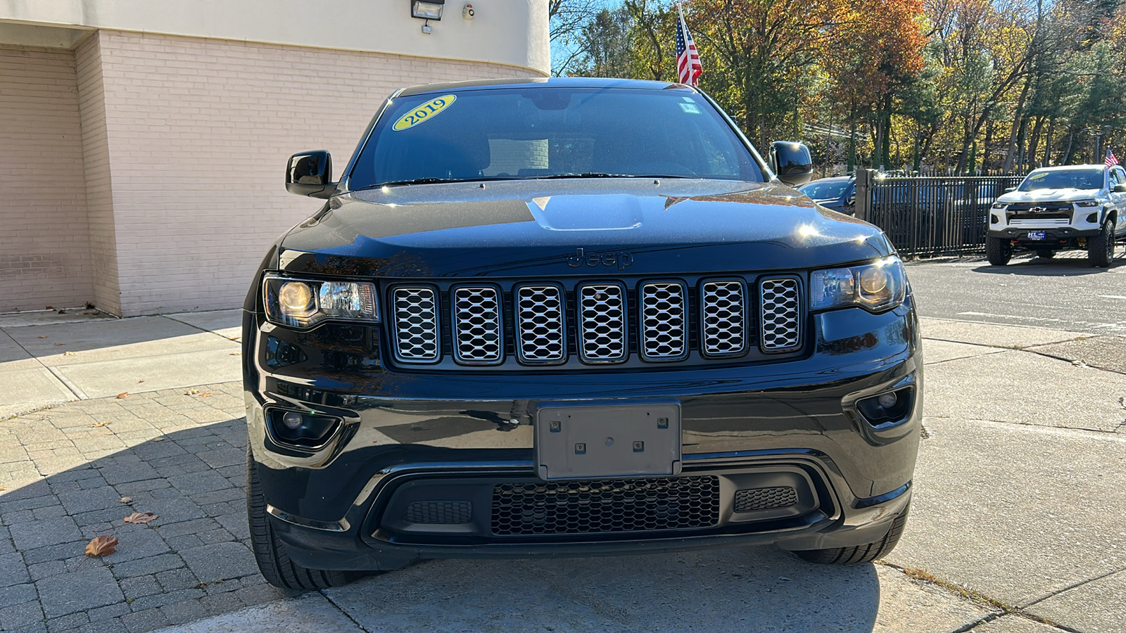 2019 Jeep Grand Cherokee Altitude 2