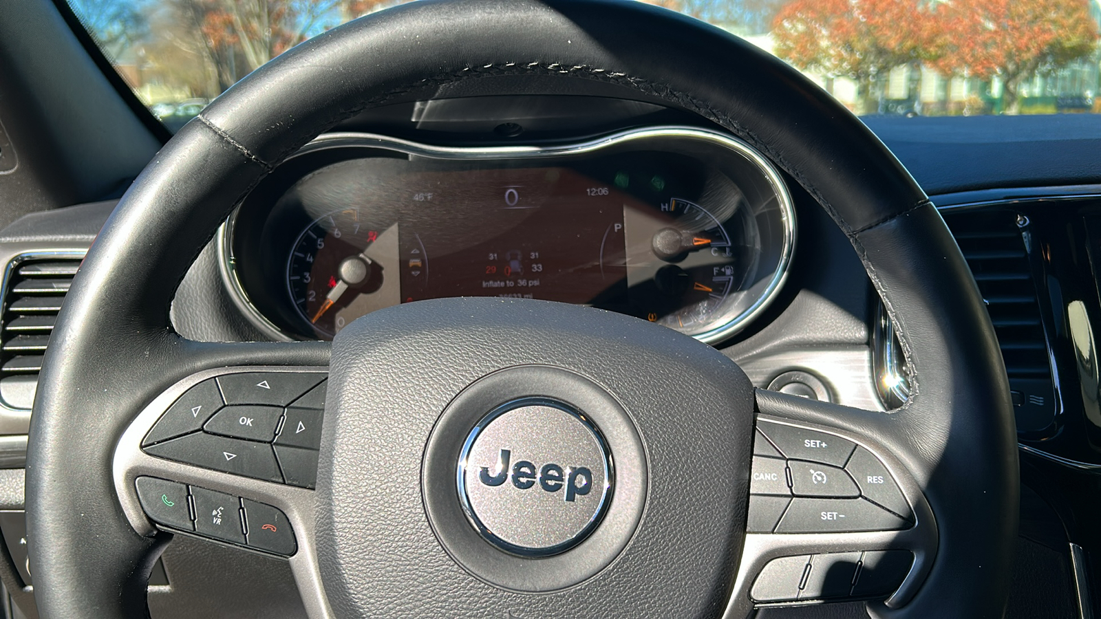 2019 Jeep Grand Cherokee Altitude 10