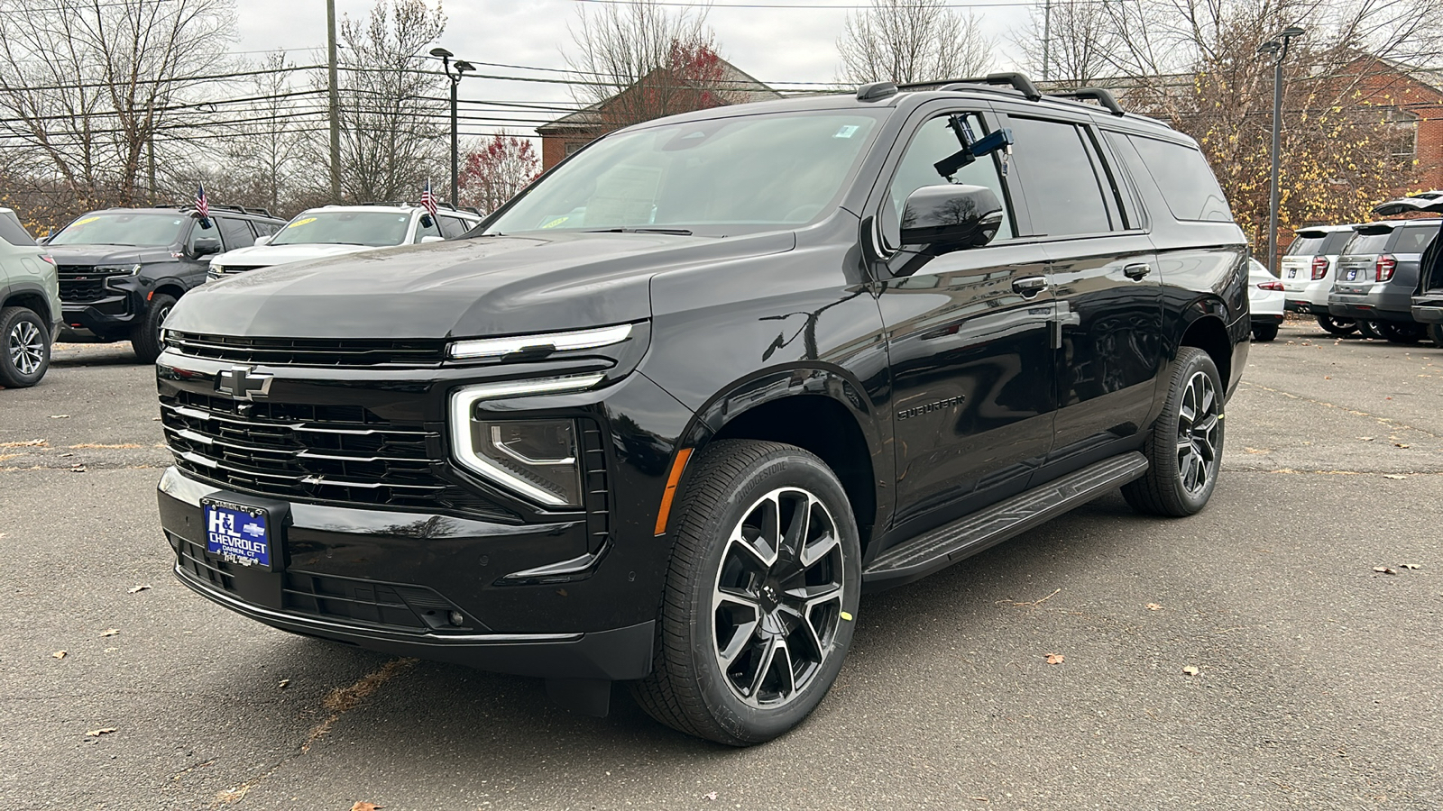 2025 Chevrolet Suburban RST 3