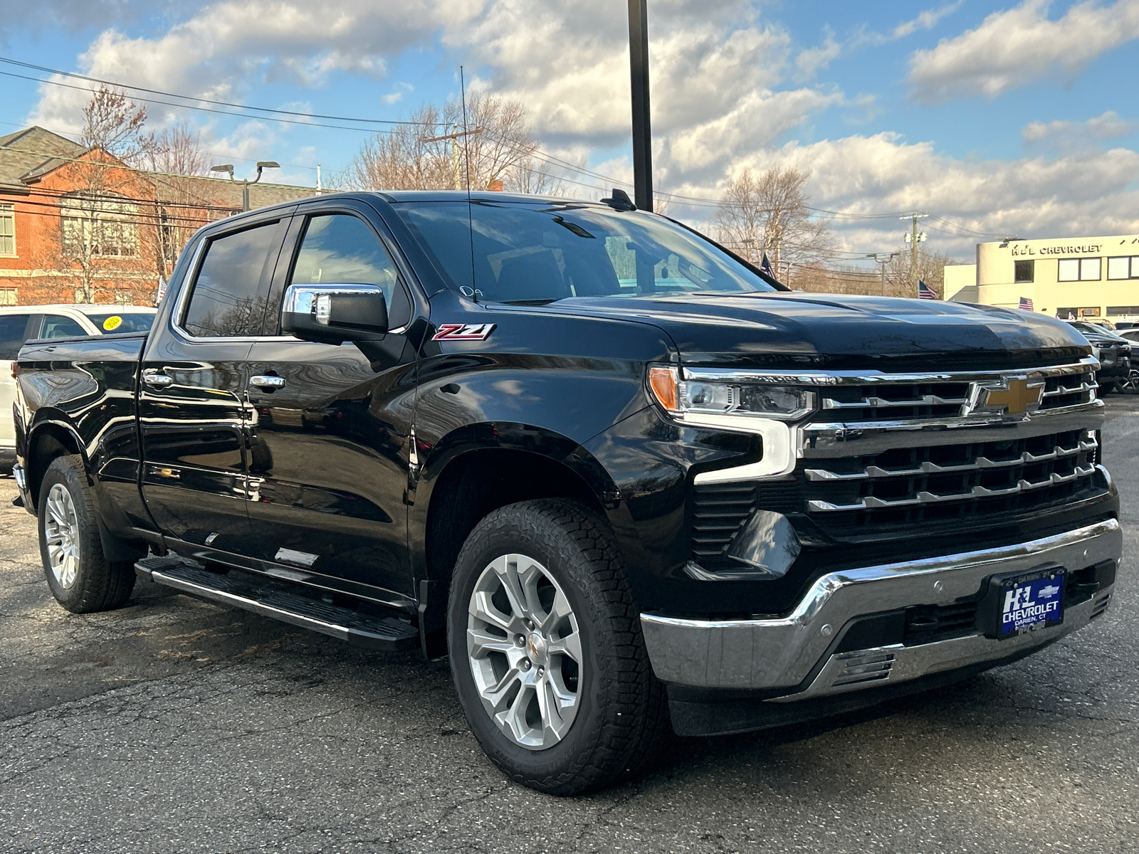 2025 Chevrolet Silverado 1500 LTZ 4WD Crew Cab 157 1