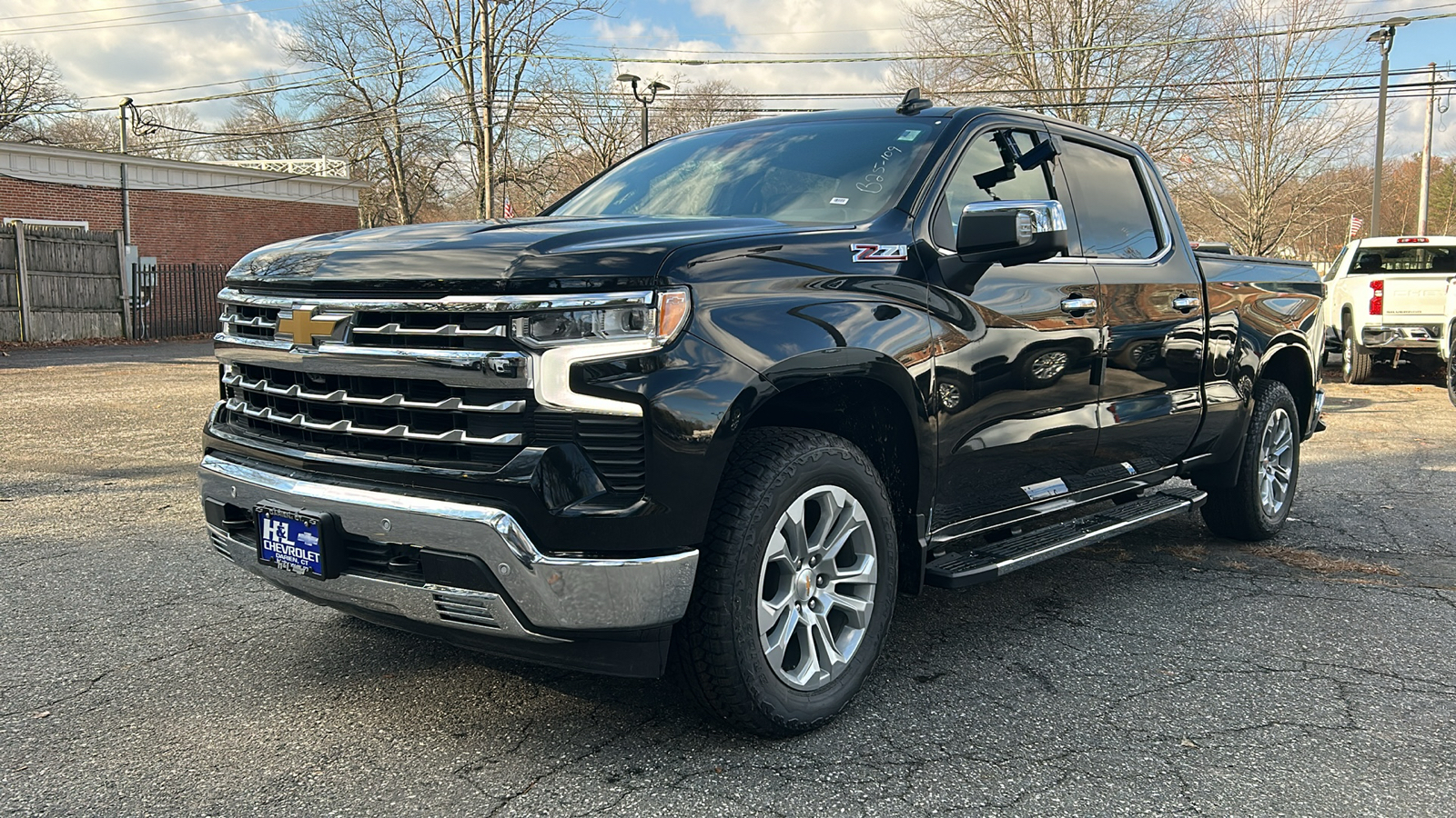 2025 Chevrolet Silverado 1500 LTZ 4WD Crew Cab 157 3