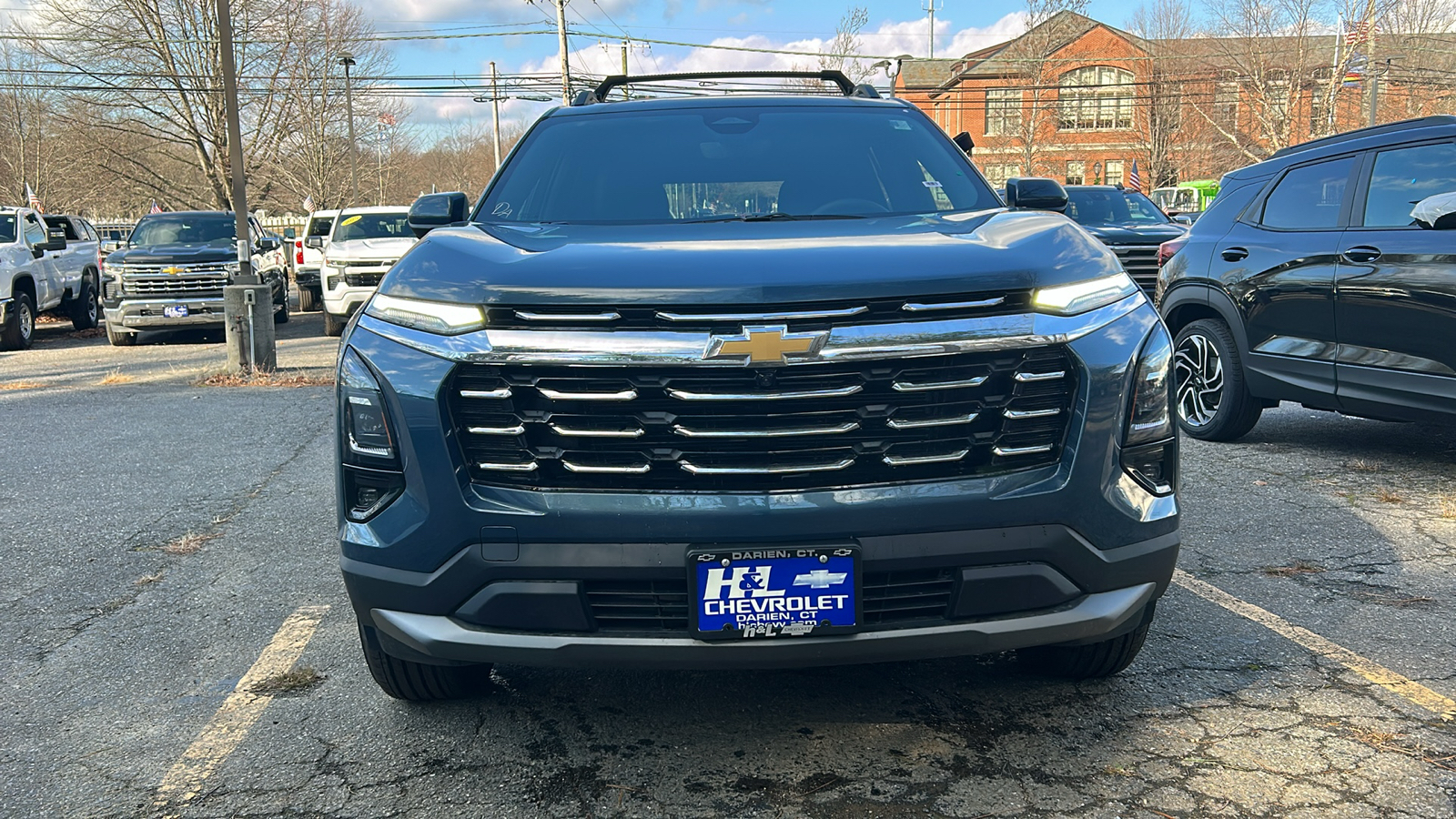 2025 Chevrolet Equinox AWD LT 2