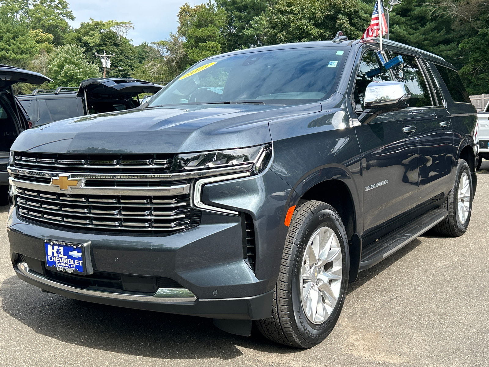 2021 Chevrolet Suburban Premier 1