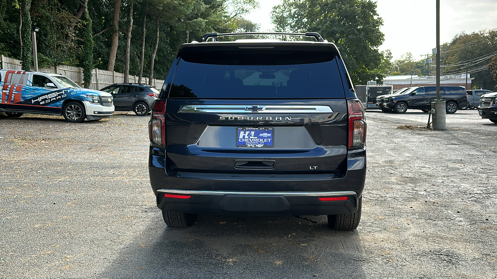 2023 Chevrolet Suburban LT 5