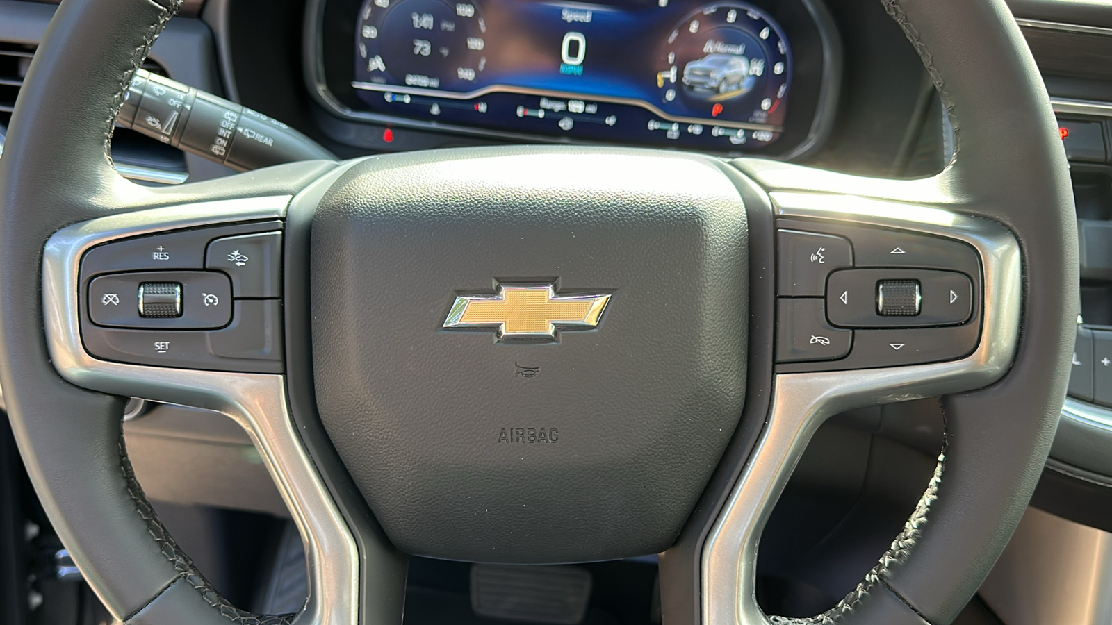 2023 Chevrolet Suburban LT 11