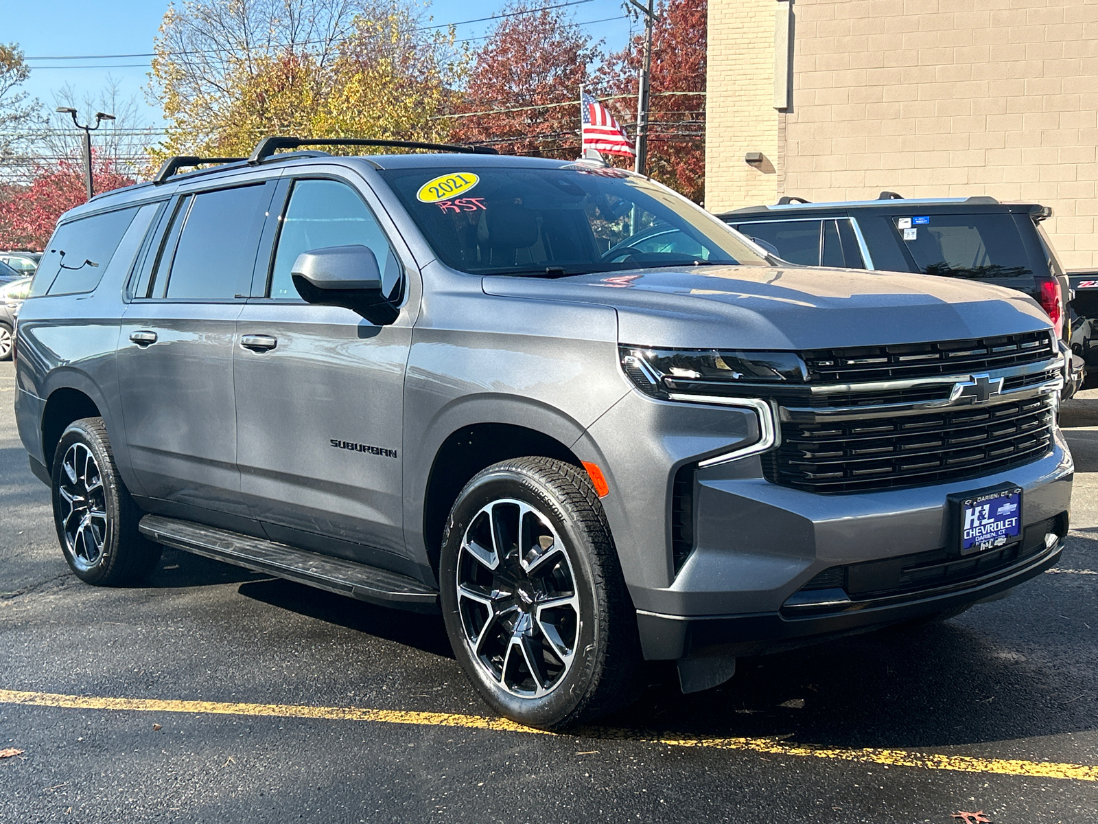 2021 Chevrolet Suburban RST 1