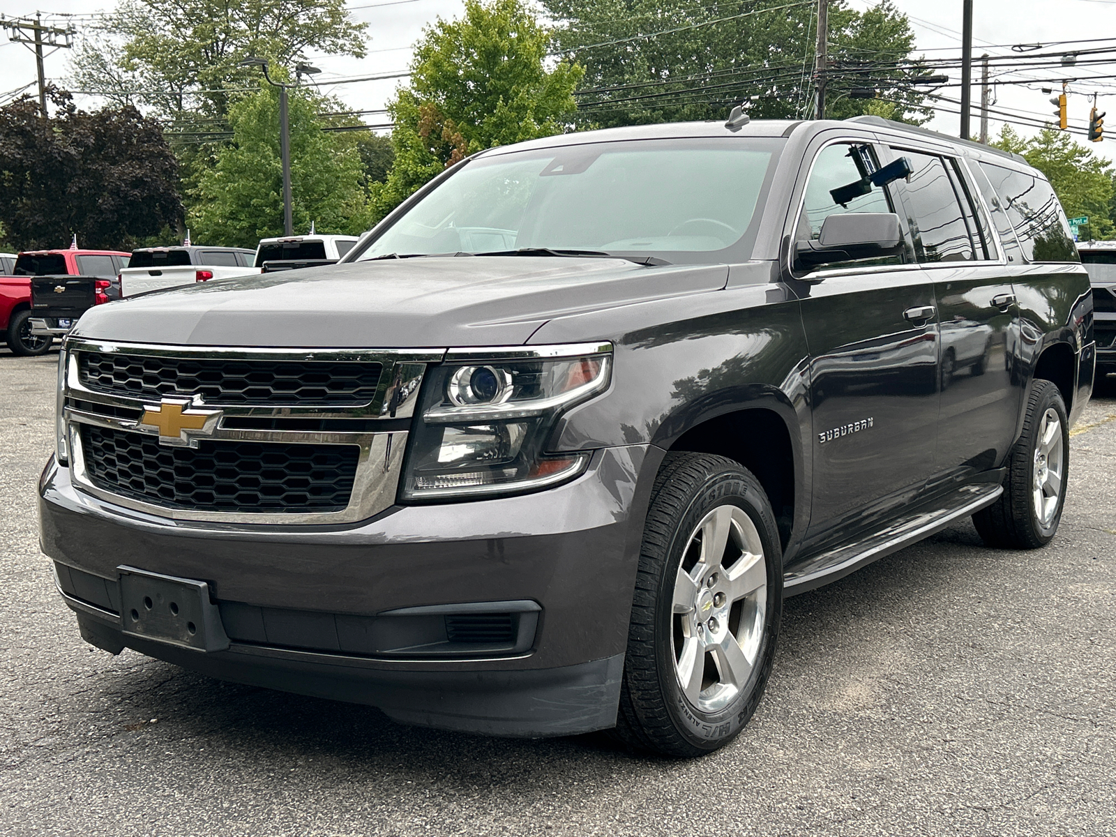 2015 Chevrolet Suburban LT 1