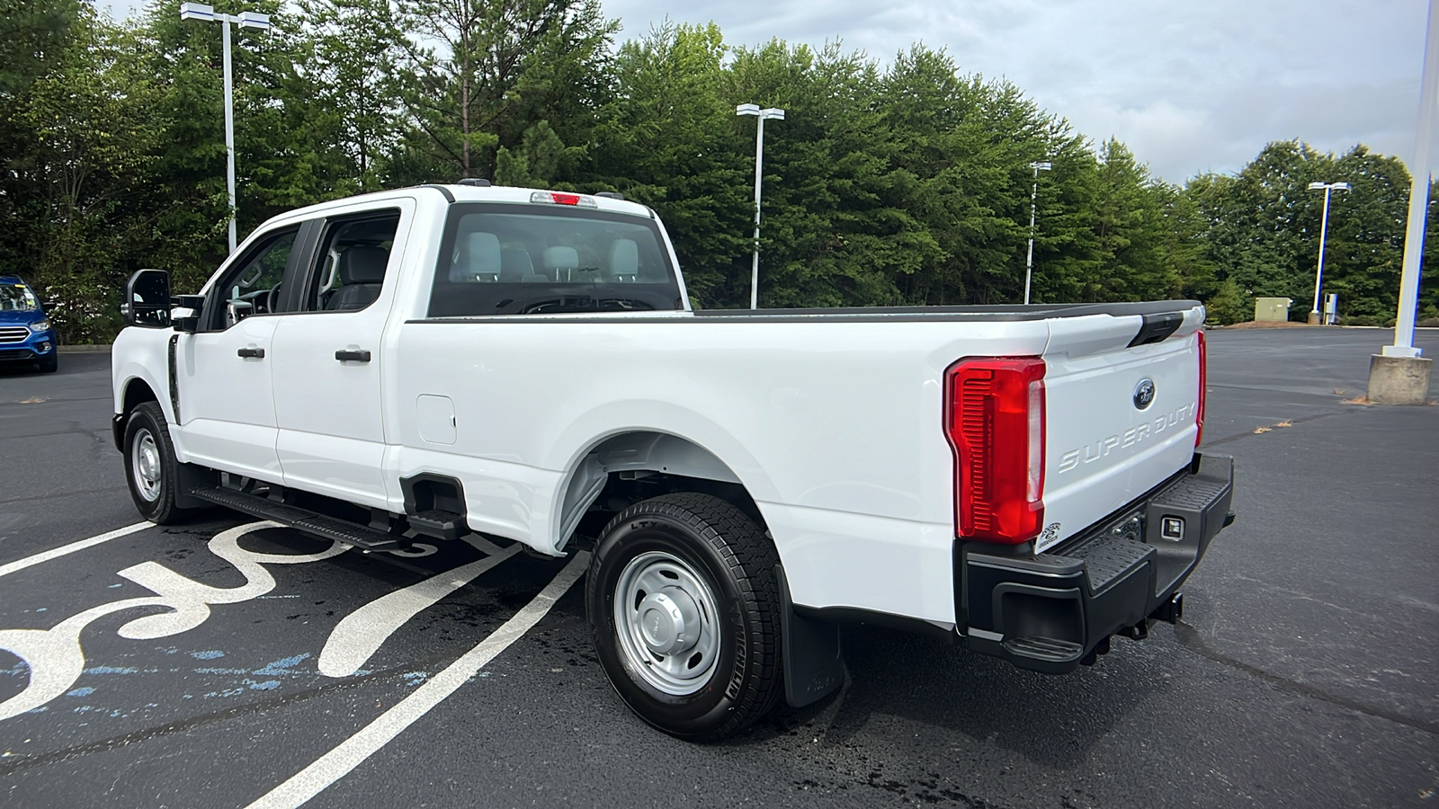 2024 Ford F-350 XL 18