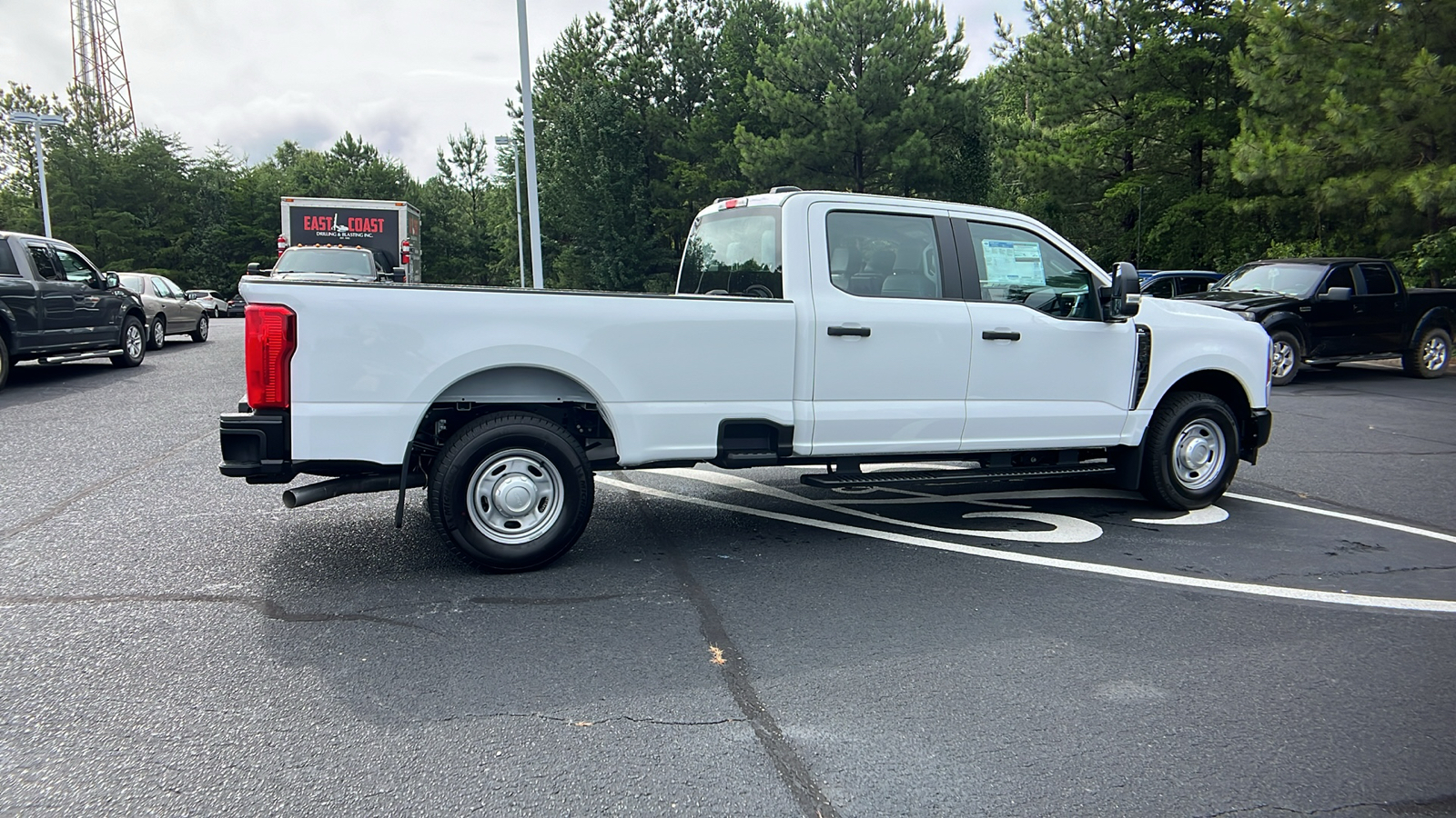 2024 Ford F-350 XL 22