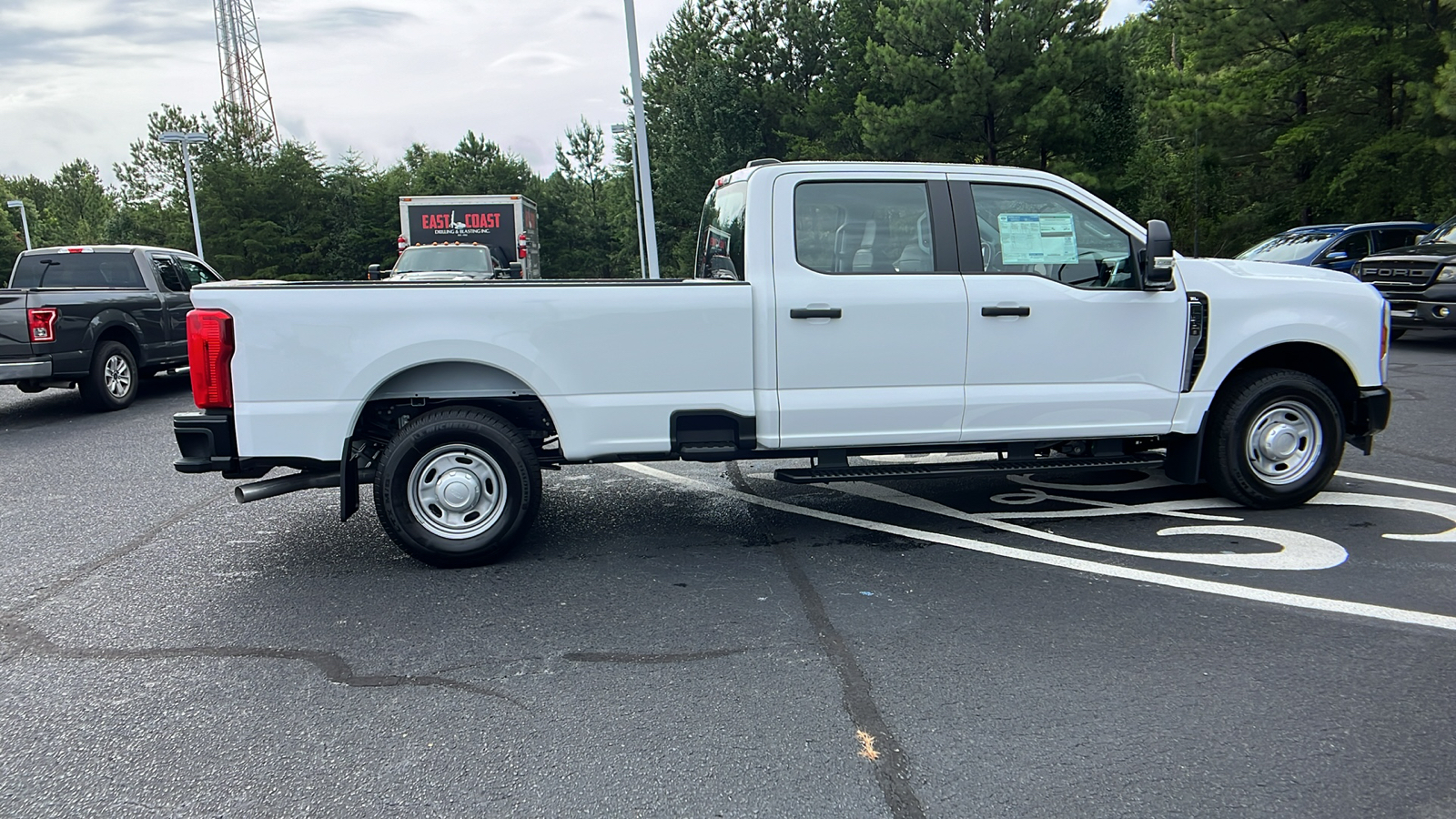 2024 Ford F-350 XL 25