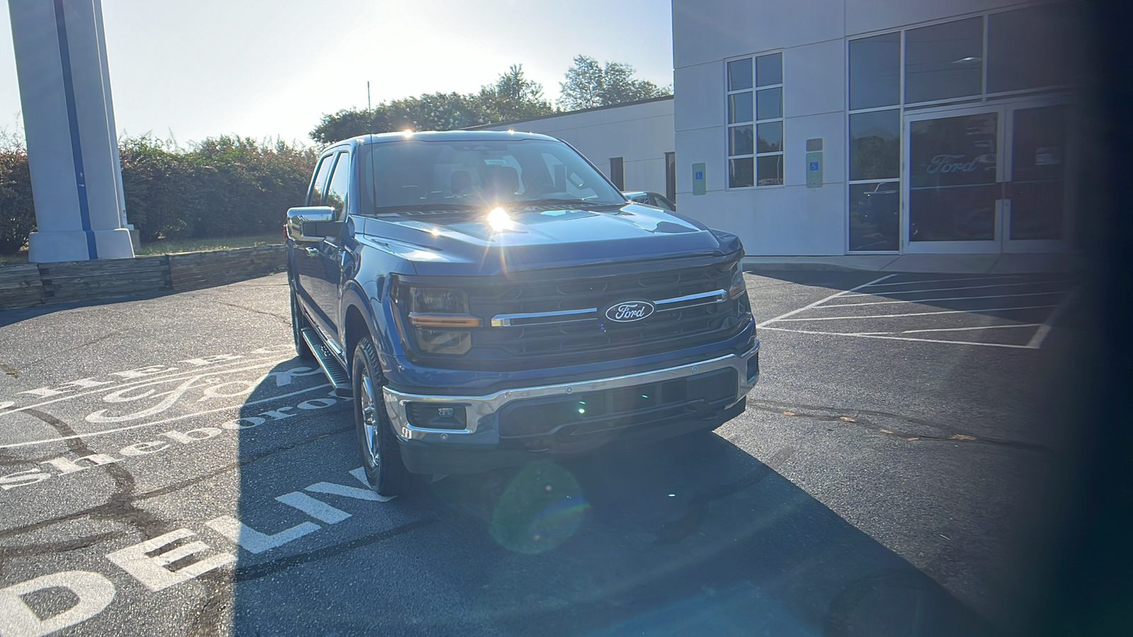 2024 Ford F-150 XLT 2