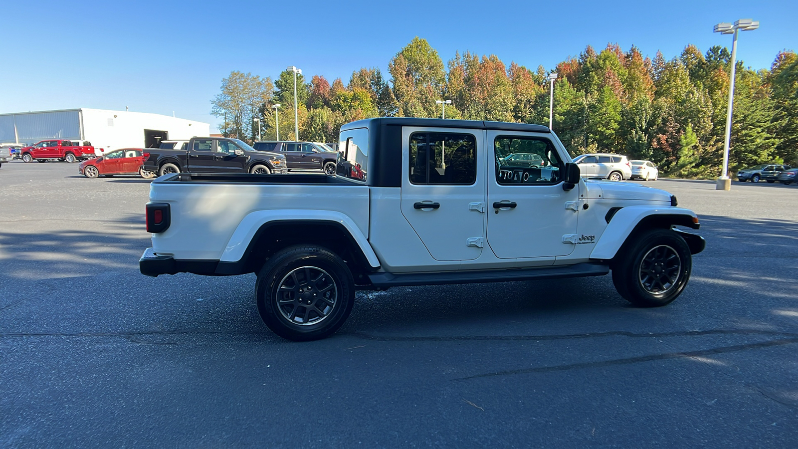 2021 Jeep Gladiator Overland 25