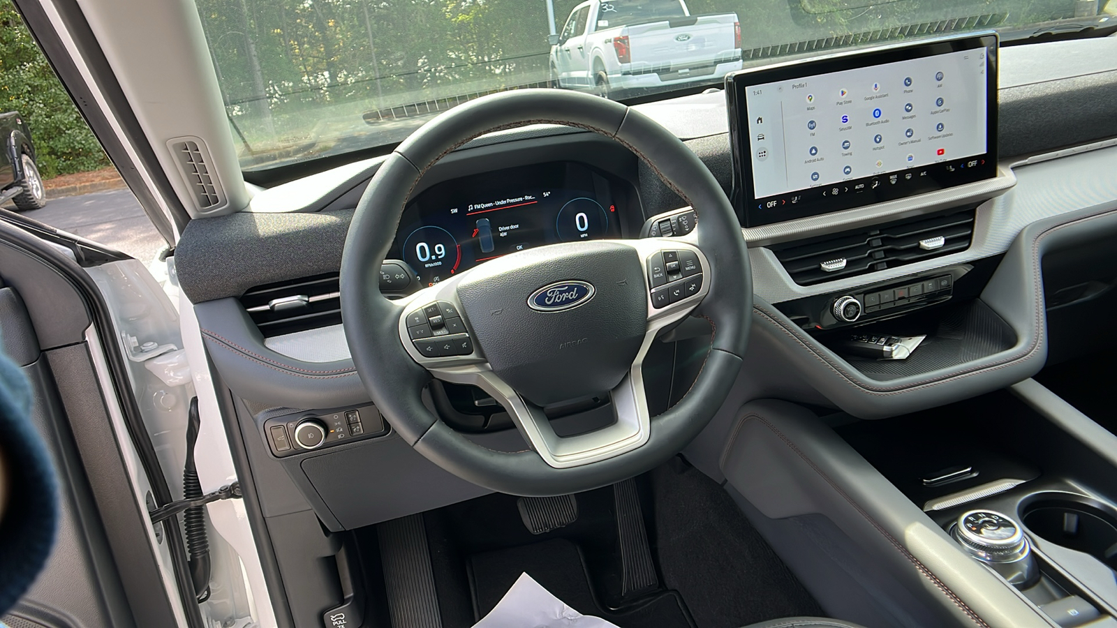 2025 Ford Explorer Active 9