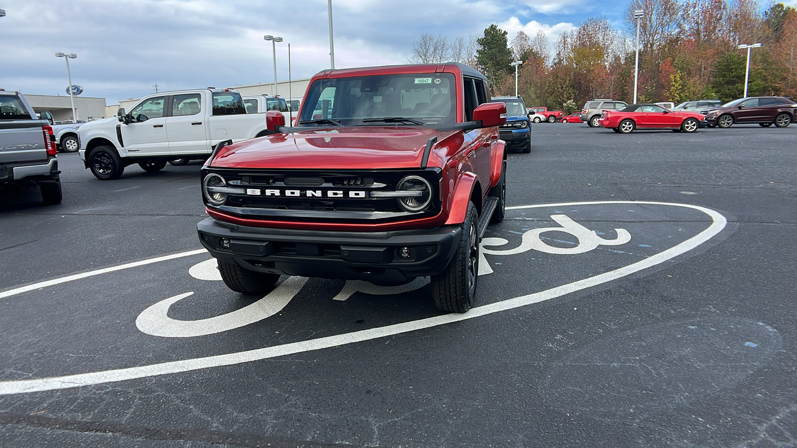 2024 Ford Bronco Outer Banks 3