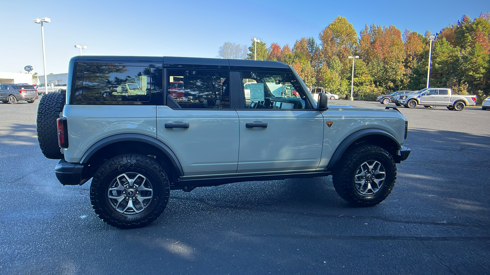 2024 Ford Bronco Badlands 25