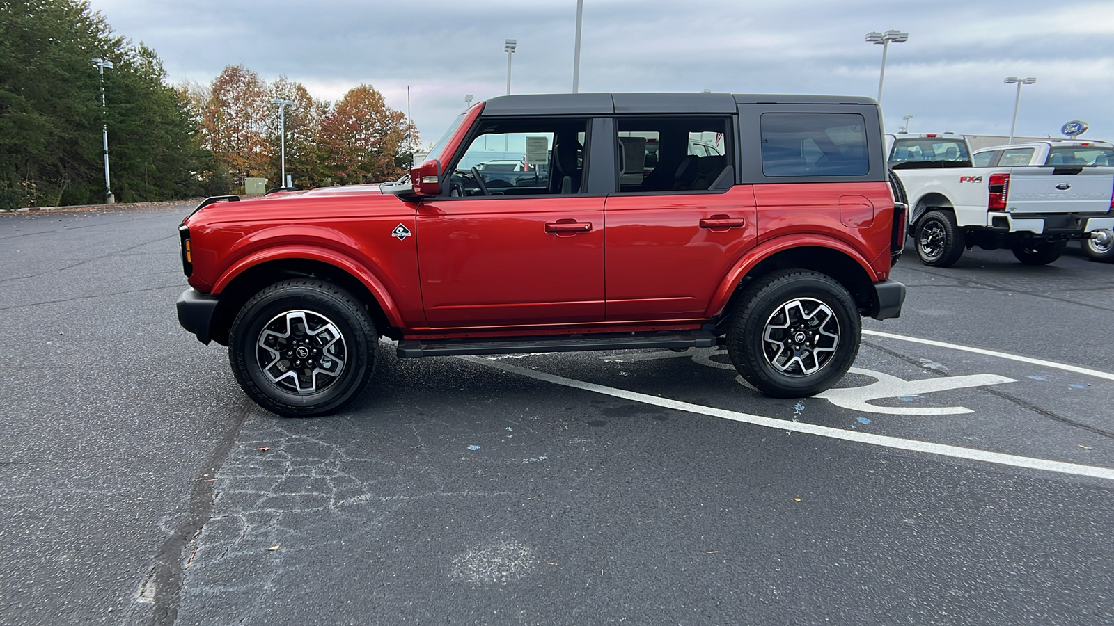 2024 Ford Bronco Outer Banks 4