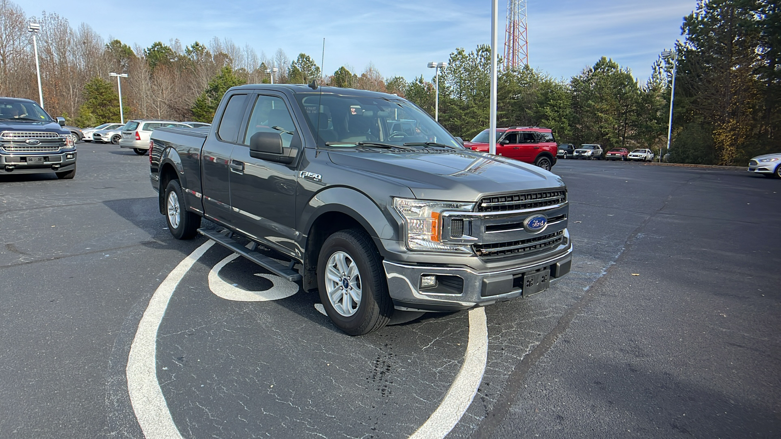 2019 Ford F-150 XLT 1