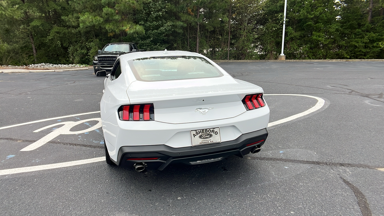 2024 Ford Mustang EcoBoost 18