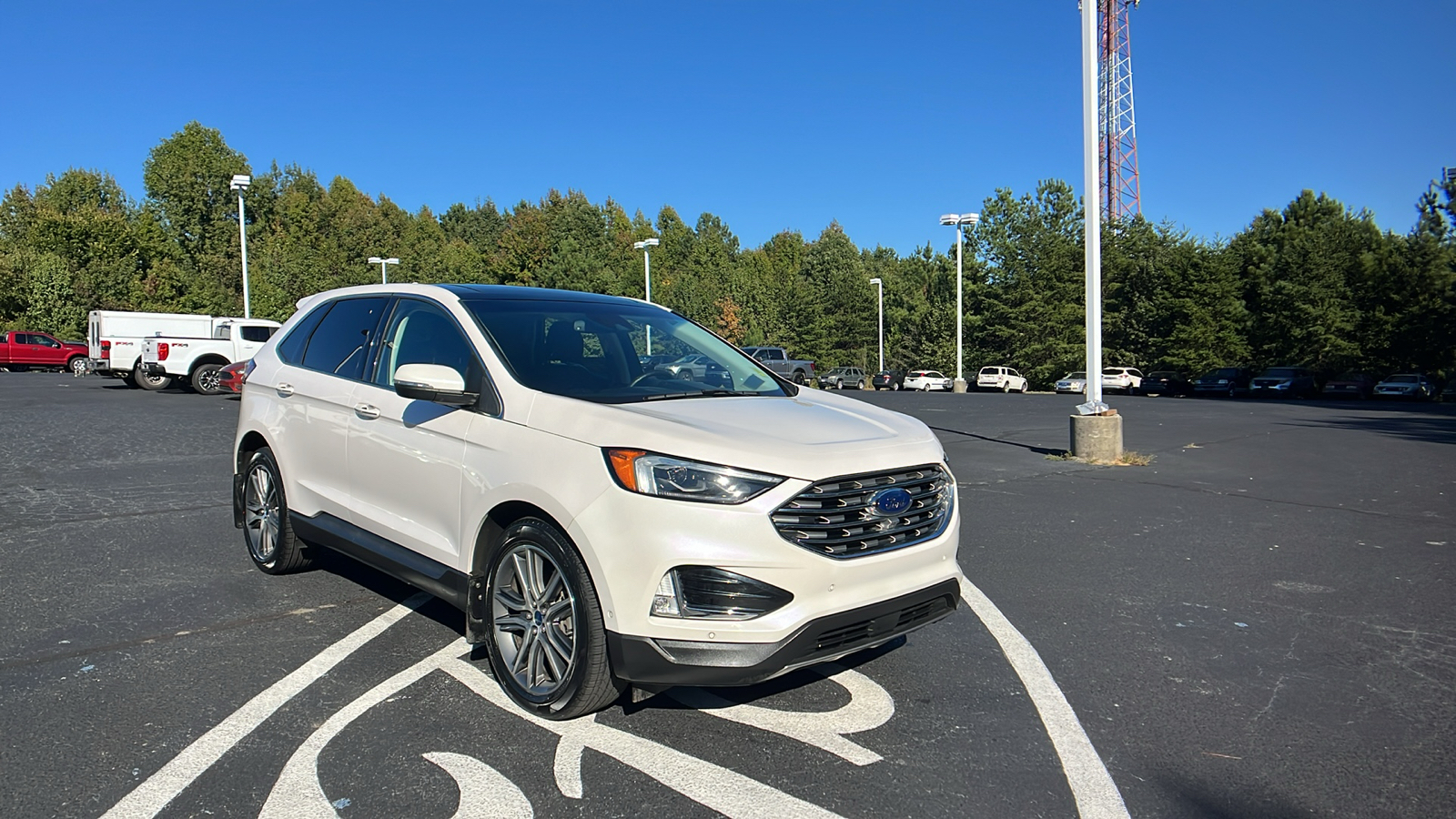 2019 Ford Edge Titanium 1