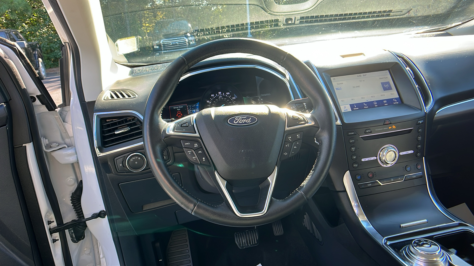 2019 Ford Edge Titanium 9