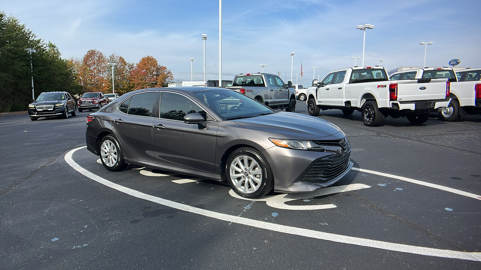 2019 Toyota Camry LE 22