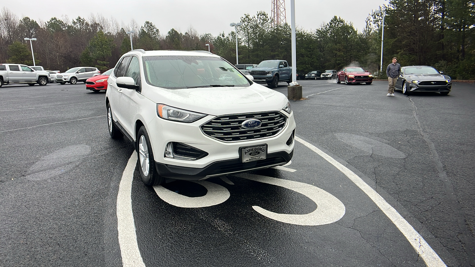 2020 Ford Edge SEL 2