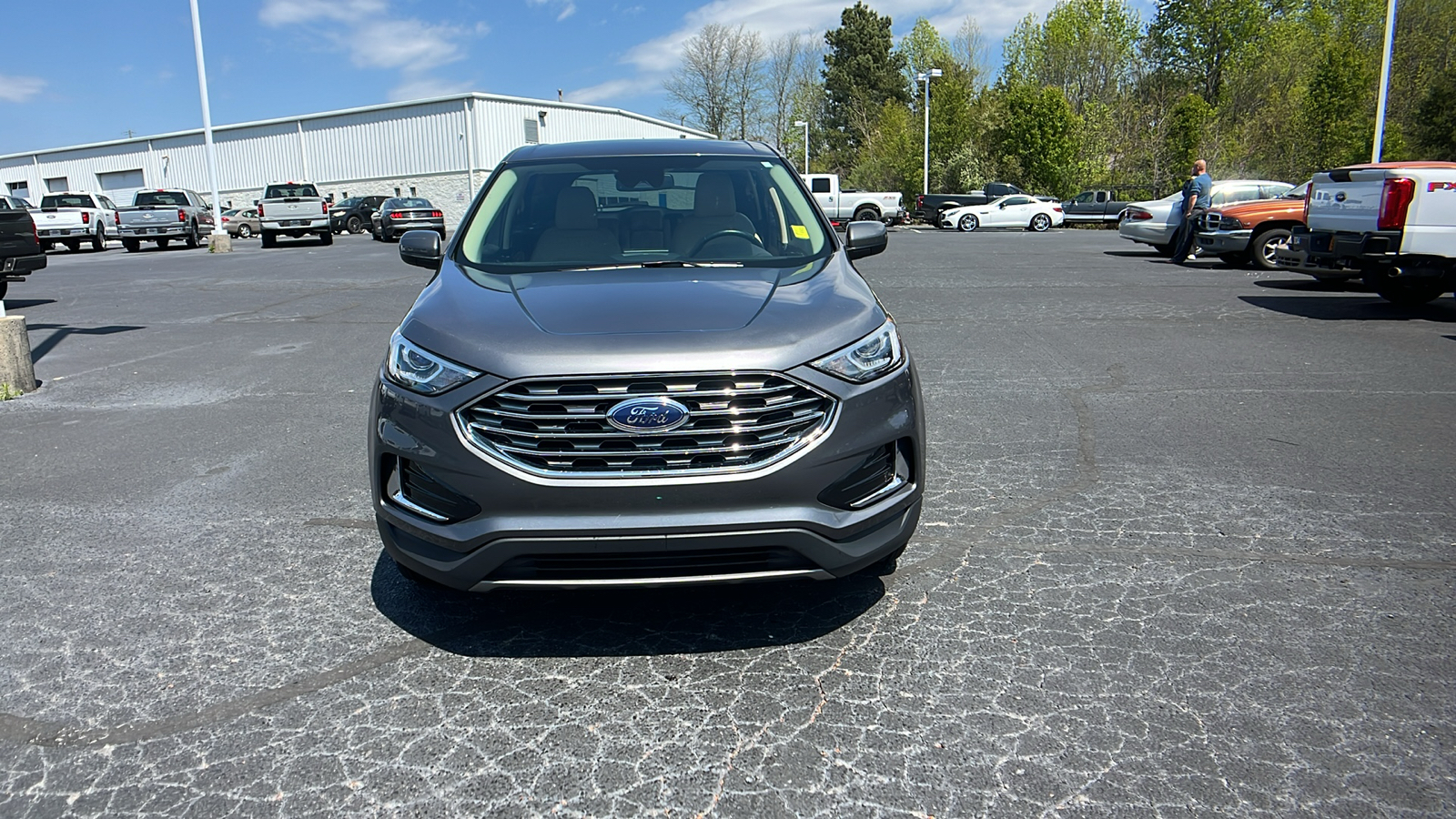 2022 Ford Edge SEL 2