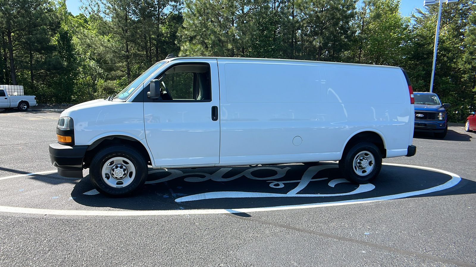 2019 Chevrolet Express Work Van 4