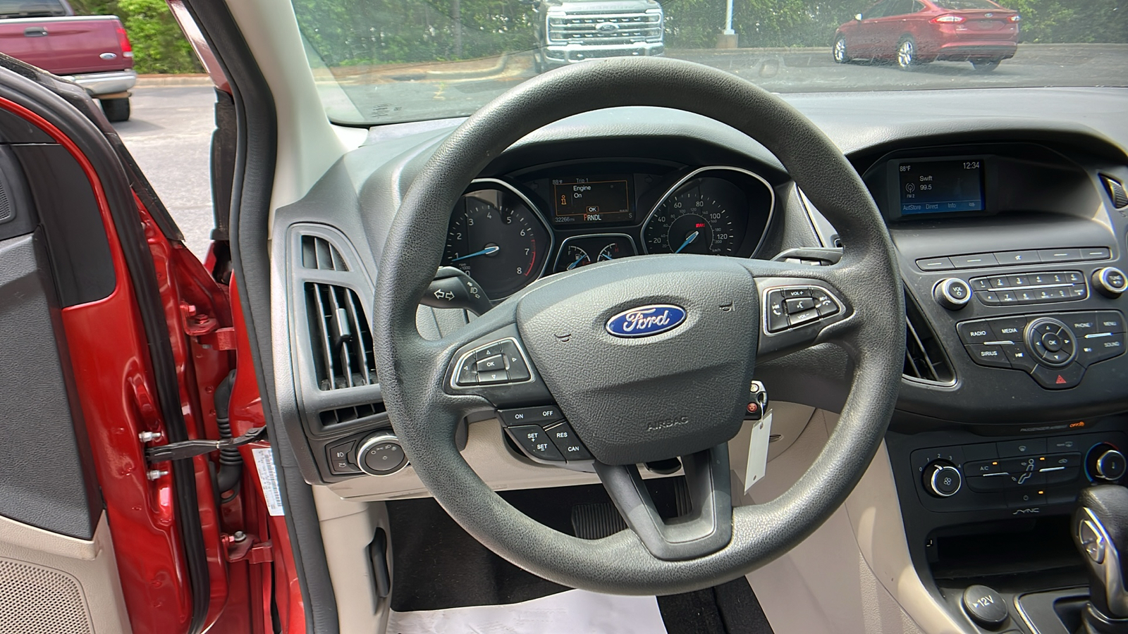 2018 Ford Focus SE 9