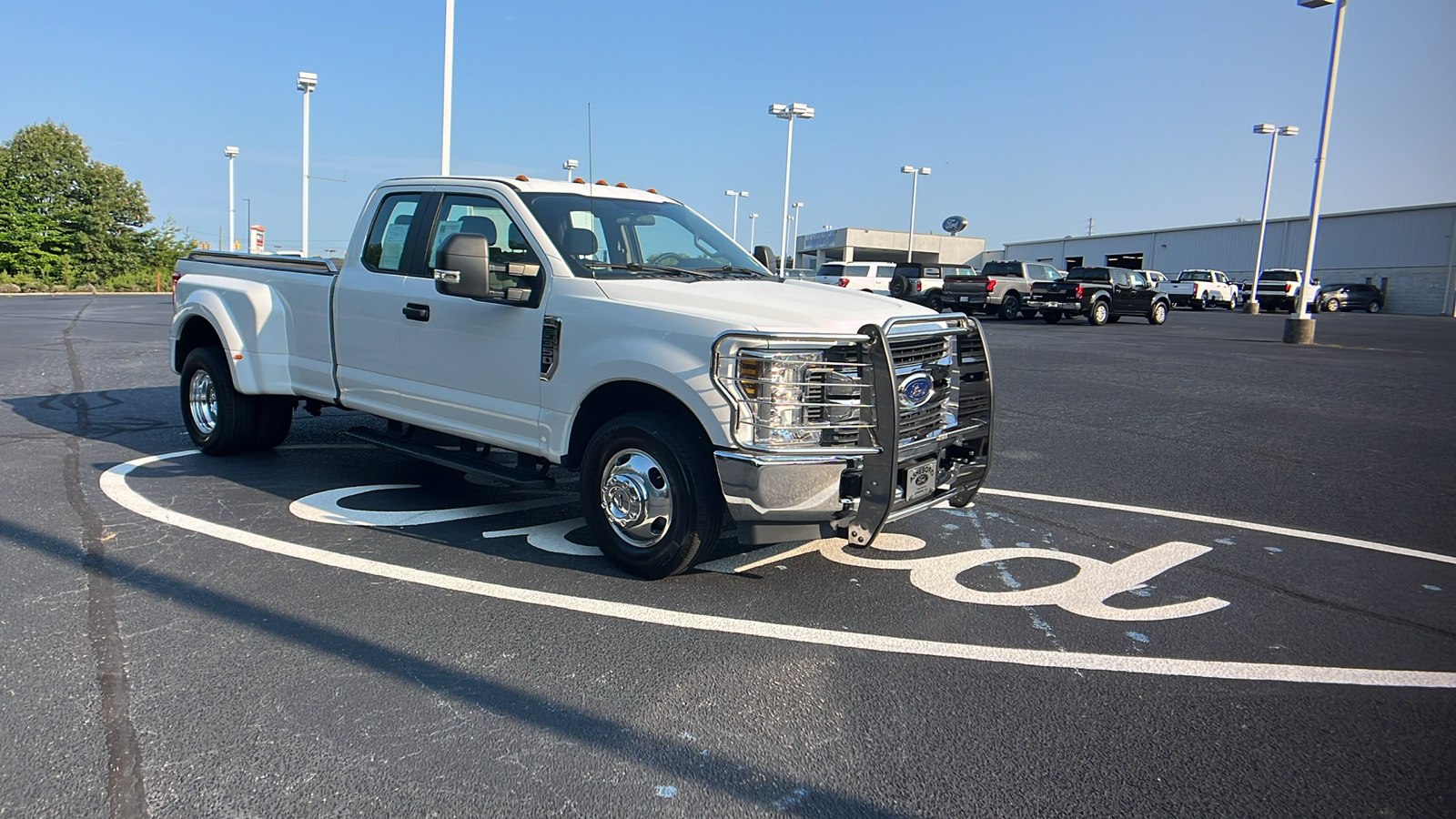 2019 Ford F-350 XL 25