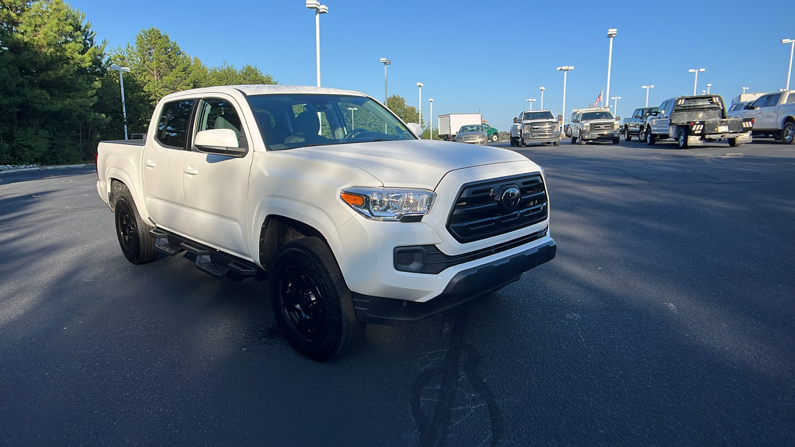 2019 Toyota Tacoma SR 1